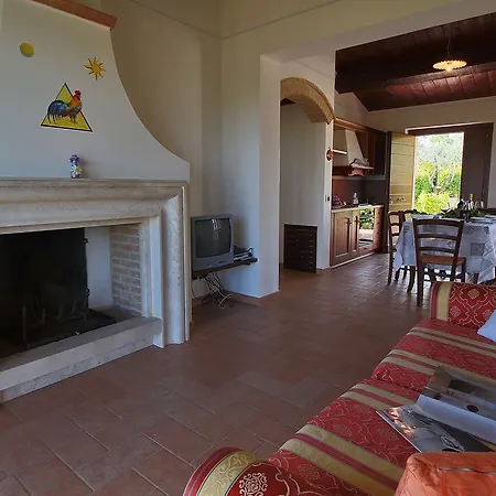 Quaint In With Swimming Pool Tatil Evi